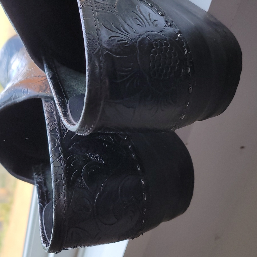 LL Bean clogs - Picture 3 of 5